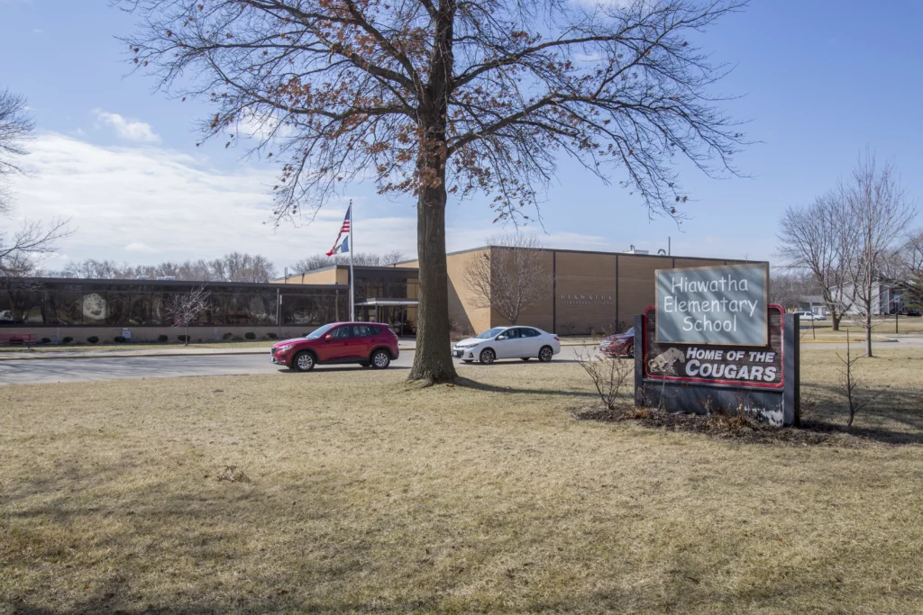 Hiawatha Elementary School